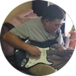 Profile photo of Nick playz Guitar *covers only*
