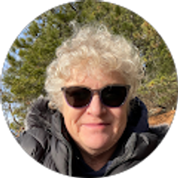 Profile photo of Lauri Chamberlin