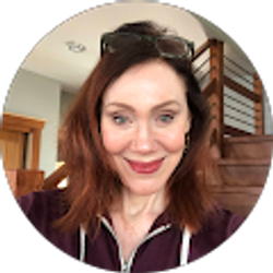 Profile photo of Lynne Sederholm