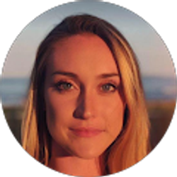 Profile photo of Hannah Walton