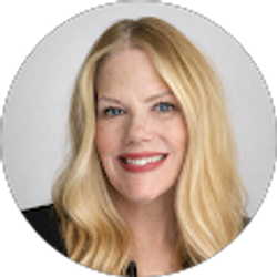 Profile photo of Kelly LeBoeuf