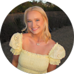 Profile photo of Dani Miller