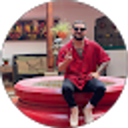 Profile photo of Alex Roman