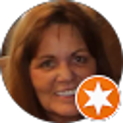 Profile photo of Julia Senesac