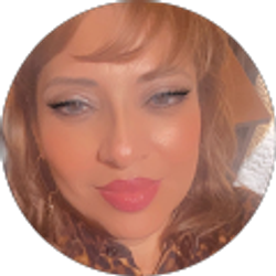 Profile photo of linda castaneda