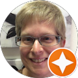 Profile photo of Mary Gniadek