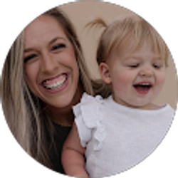 Profile photo of Danielle holt