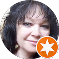 Profile photo of Rebecca Waugh