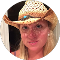 Profile photo of Amy Parker