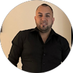 Profile photo of Cristian Alarcon