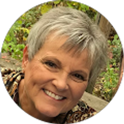 Profile photo of Lisa Stephenson