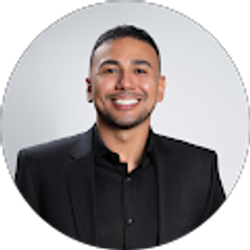 Profile photo of Jeremy Navarro