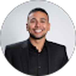 Profile photo of Jeremy Navarro