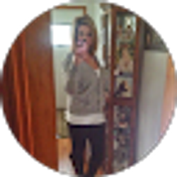 Profile photo of Michelle Stoffle