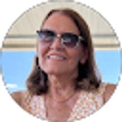 Profile photo of Carolynn Leiding