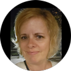 Profile photo of Bonnie Carroll