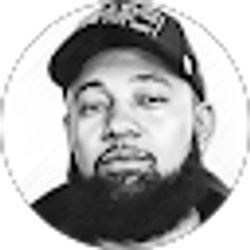 Profile photo of Derek Snow