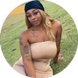 Profile photo of Olivia Edwards