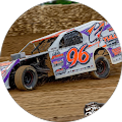 Profile photo of Josh Thomas