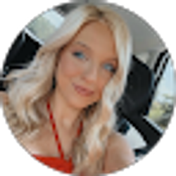 Profile photo of Gracie Davis