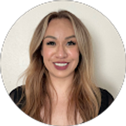 Profile photo of Cin Sin
