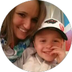 Profile photo of Ashley Bergstraser