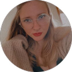 Profile photo of Leah Lawrence