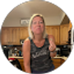 Profile photo of Julie Hamilton