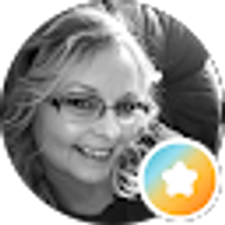 Profile photo of Sandra Stoll