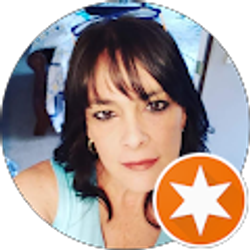 Profile photo of Lisa Gross