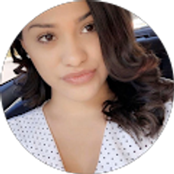 Profile photo of Jennifer Estrada