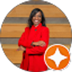 Profile photo of Tee Saint Bridges