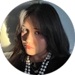 Profile photo of liz