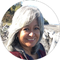 Profile photo of Anne Huhndorf