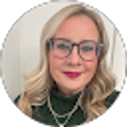 Profile photo of Kristen Striegel