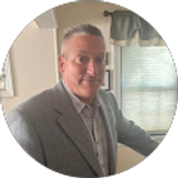 Profile photo of Tom Schenke