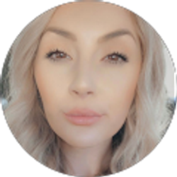Profile photo of Kyli Logan
