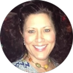 Profile photo of Scarlet McClain