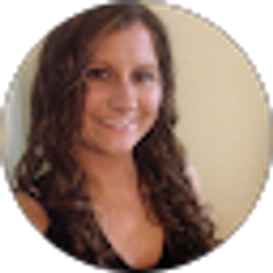 Profile photo of Ashley Stuart