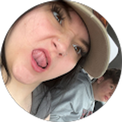 Profile photo of Kaylee Benton