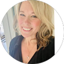 Profile photo of Michelle Langsford