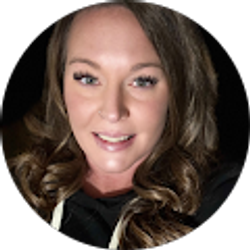 Profile photo of Ashley Hook