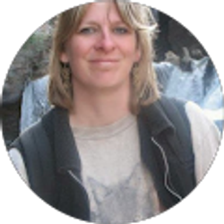 Profile photo of Leslie Beyer-Hermsen