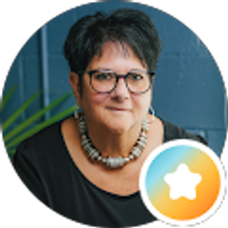 Profile photo of Lisa Guarino