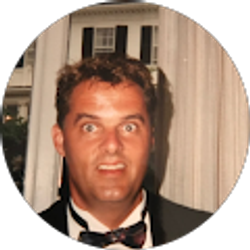 Profile photo of Stephen Gray