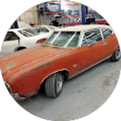 Profile photo of Dustin Evans