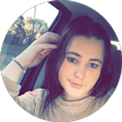 Profile photo of Aaryn Maxwell