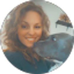 Profile photo of Danielle Hecht