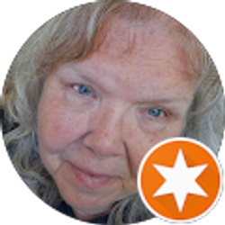 Profile photo of Carmen Vardich