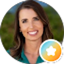 Profile photo of Julie Archer